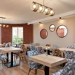 Séjour chez l'habitant Dworek Zielinskich-domki, Pokoje, Podgrzewany Basen, Parking
