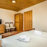 Homestay szállás Dworek Zielinskich-domki, Pokoje, Podgrzewany Basen, Parking *