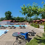 Dworek Zielinskich-domki, Pokoje, Podgrzewany Basen, Parking *