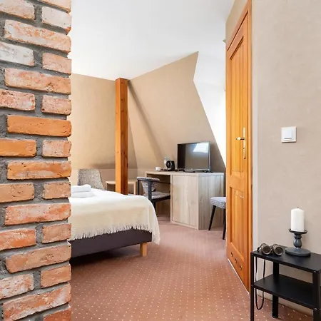 Dworek Zielinskich-domki, Pokoje, Podgrzewany Basen, Parking *