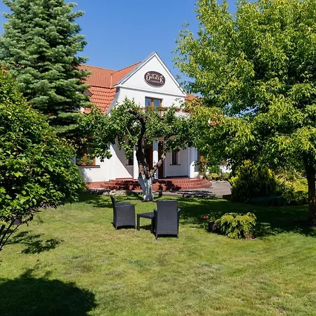 Dworek Zielinskich-domki, Apartamenty, Podgrzewany Basen, Parking Rewal