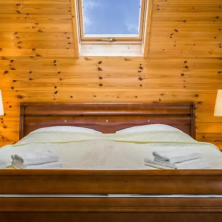 Dworek Zielinskich-domki, Pokoje, Podgrzewany Basen, Parking *