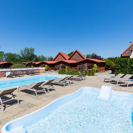 Dworek Zielinskich-domki, Pokoje, Podgrzewany Basen, Parking