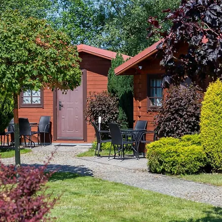 Dworek Zielinskich-domki, Apartamenty, Podgrzewany Basen, Parking * Rewal