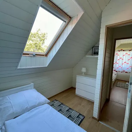 Проживание в семье Dworek Zielinskich-domki, Pokoje, Podgrzewany Basen, Parking *