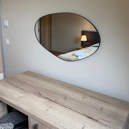 Homestay szállás Dworek Zielinskich-domki, Apartamenty, Podgrzewany Basen, Parking