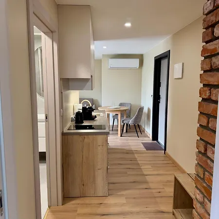 Dworek Zielinskich-domki, Apartamenty, Podgrzewany Basen, Parking Homestay szállás Rewal