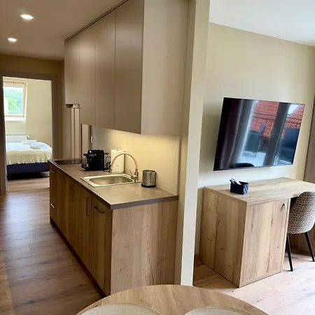 Dworek Zielinskich-domki, Apartamenty, Podgrzewany Basen, Parking * Rewal