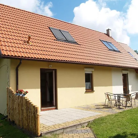 Dworek Zielinskich-domki, Pokoje, Podgrzewany Basen, Parking